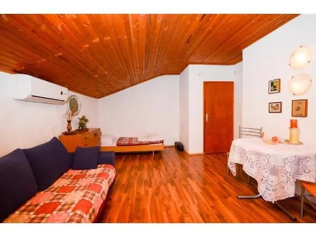 With Parking Space Krk - 11646 Apartamento *